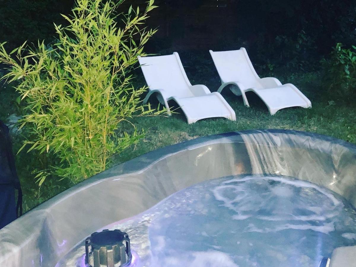 Crystal Spas Apartman-Balaton Zamardi Bagian luar foto