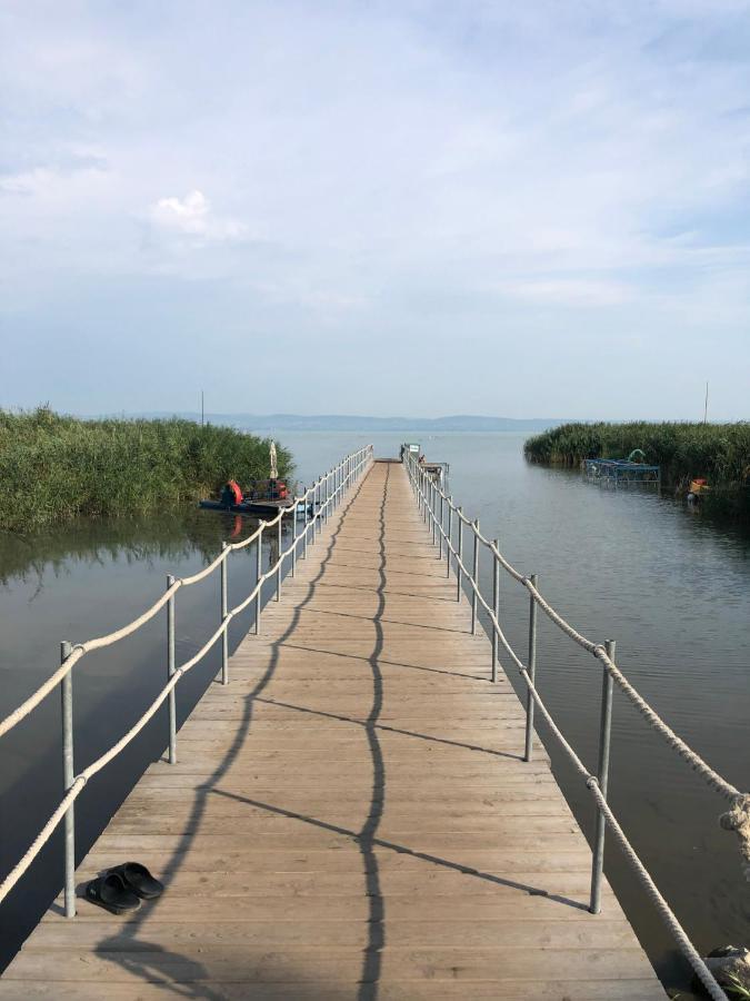 Crystal Spas Apartman-Balaton Zamardi Bagian luar foto